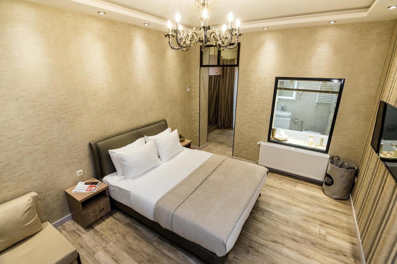 Dat Exx Apartments On Liberty Square Tiflis Exterior foto