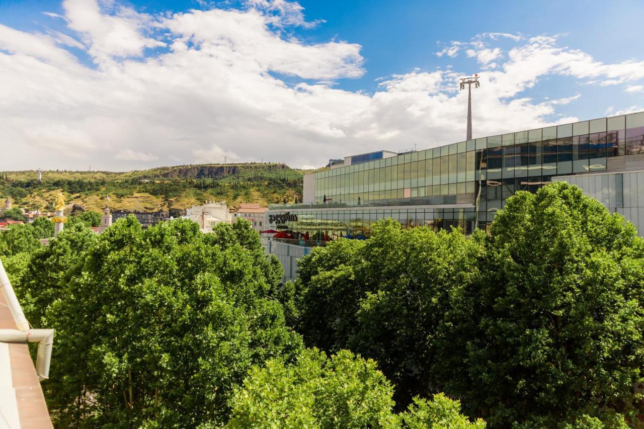 Dat Exx Apartments On Liberty Square Tiflis Exterior foto
