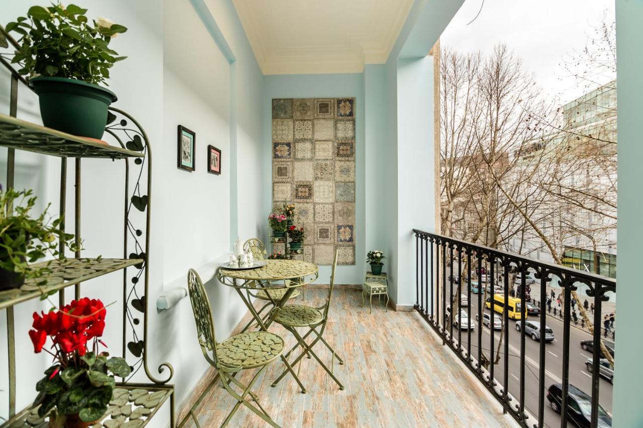 Dat Exx Apartments On Liberty Square Tiflis Exterior foto