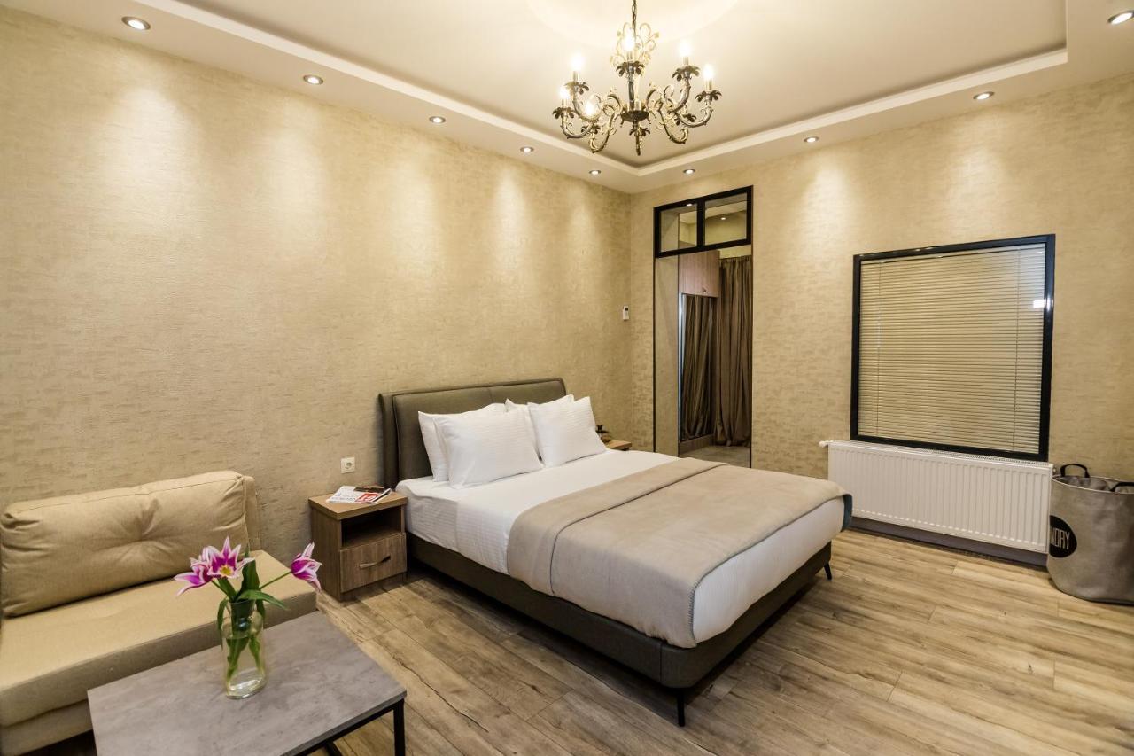 Dat Exx Apartments On Liberty Square Tiflis Exterior foto